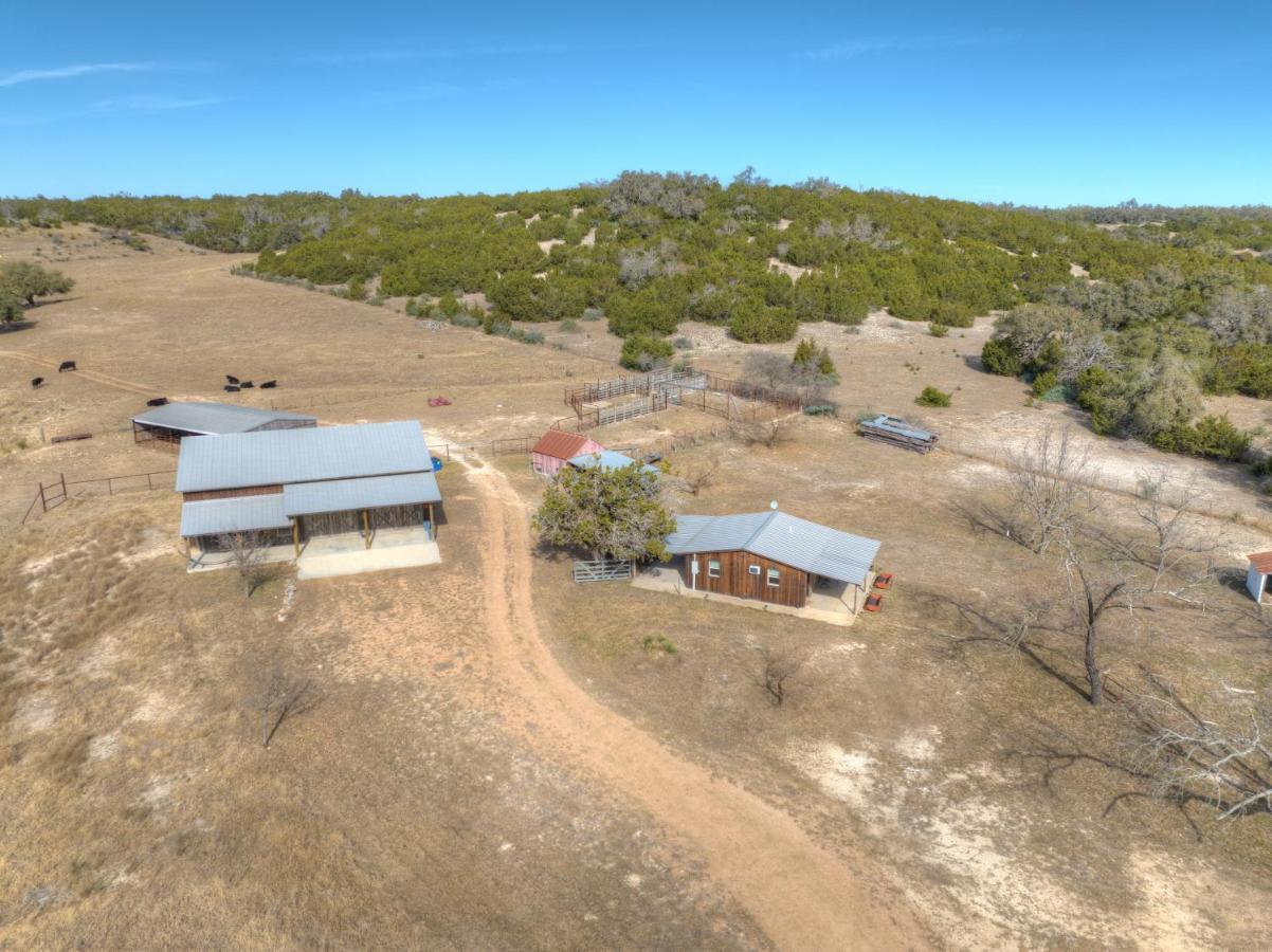 Ohana Ranch Cabin - 12 Minutes To Historic Main St Fredericksburg Exteriér fotografie