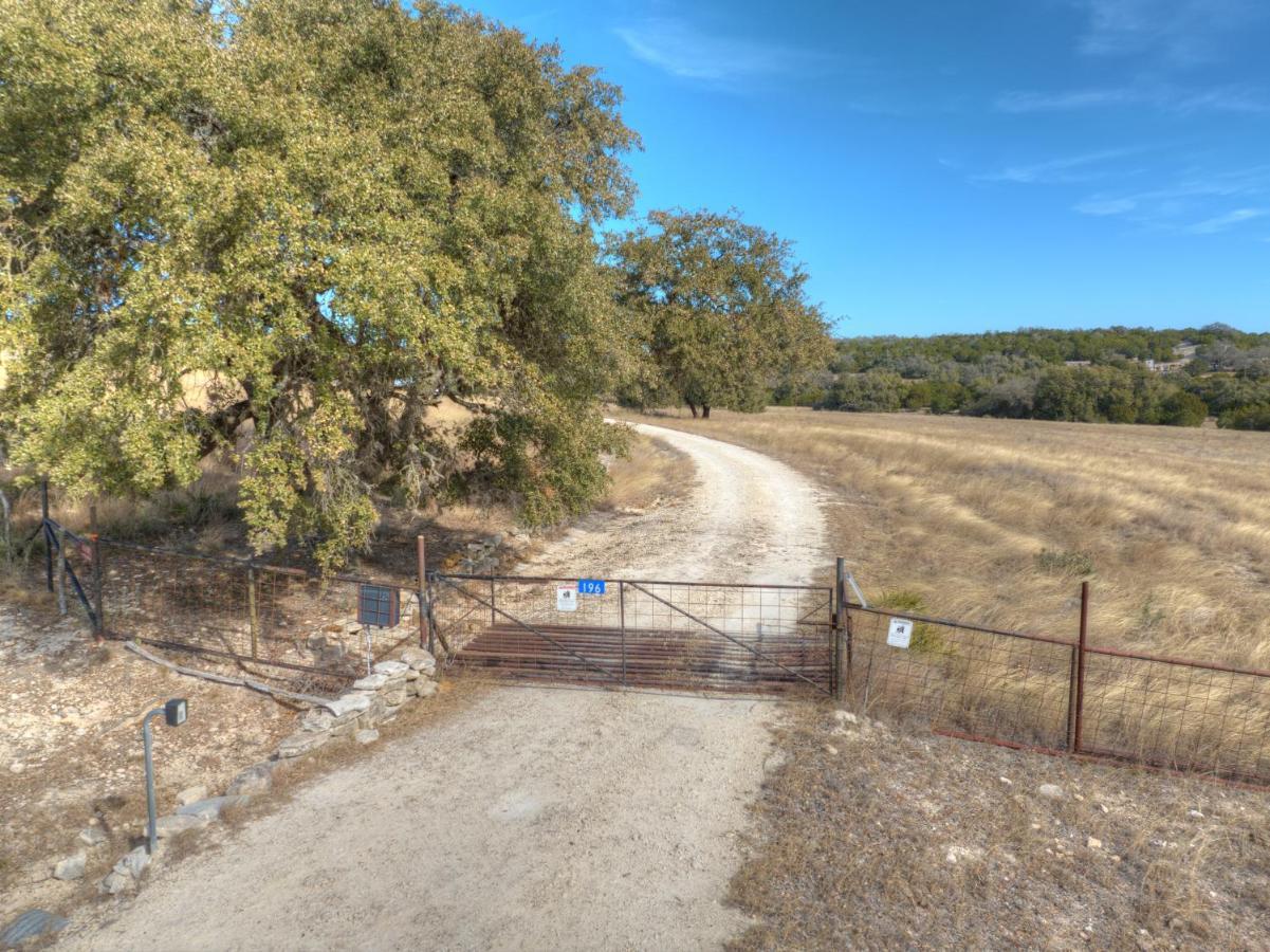 Ohana Ranch Cabin - 12 Minutes To Historic Main St Fredericksburg Exteriér fotografie